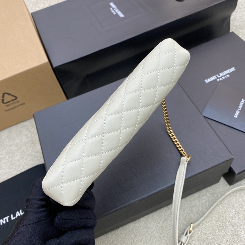 Gaby絎縫小羊皮拉鏈小袋_6