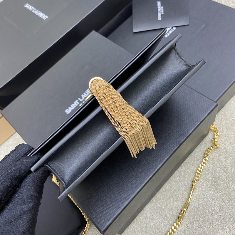 Kate粒面皮革小型流蘇手袋_3