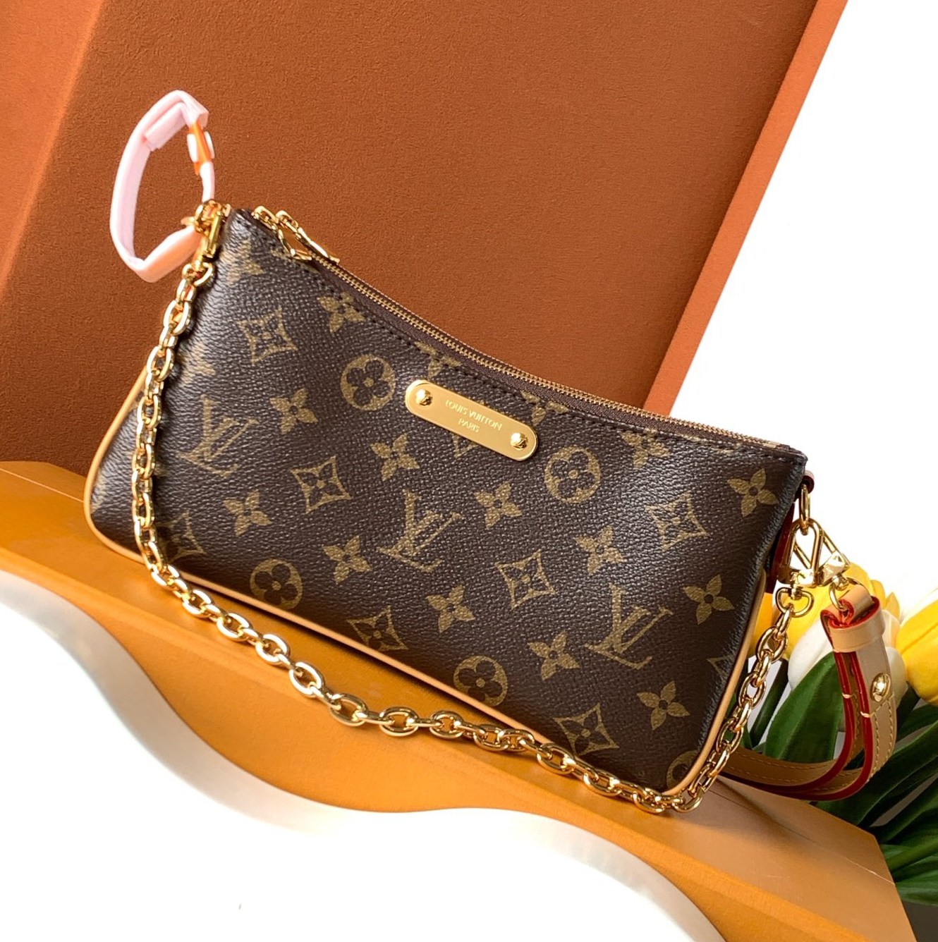 M83008  Liv Pochette腋下包_2