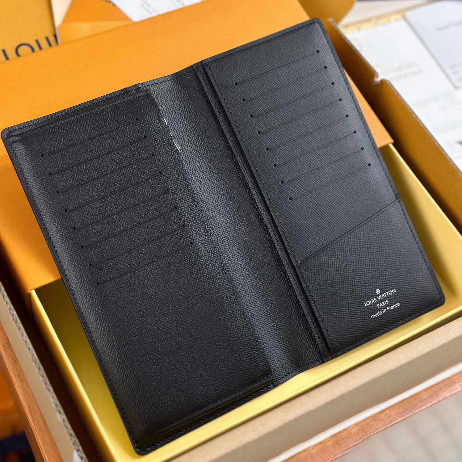 M61697  Brazza 長夾_3