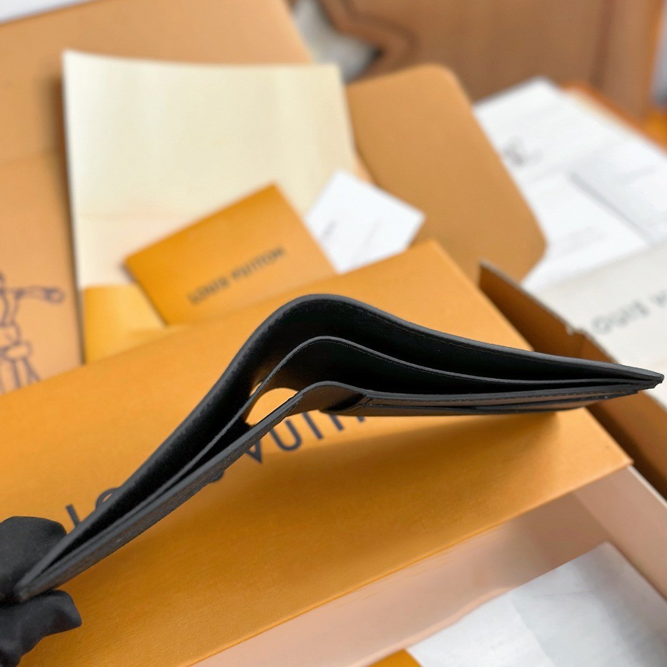 M60662 Multiple 男士短夾_4