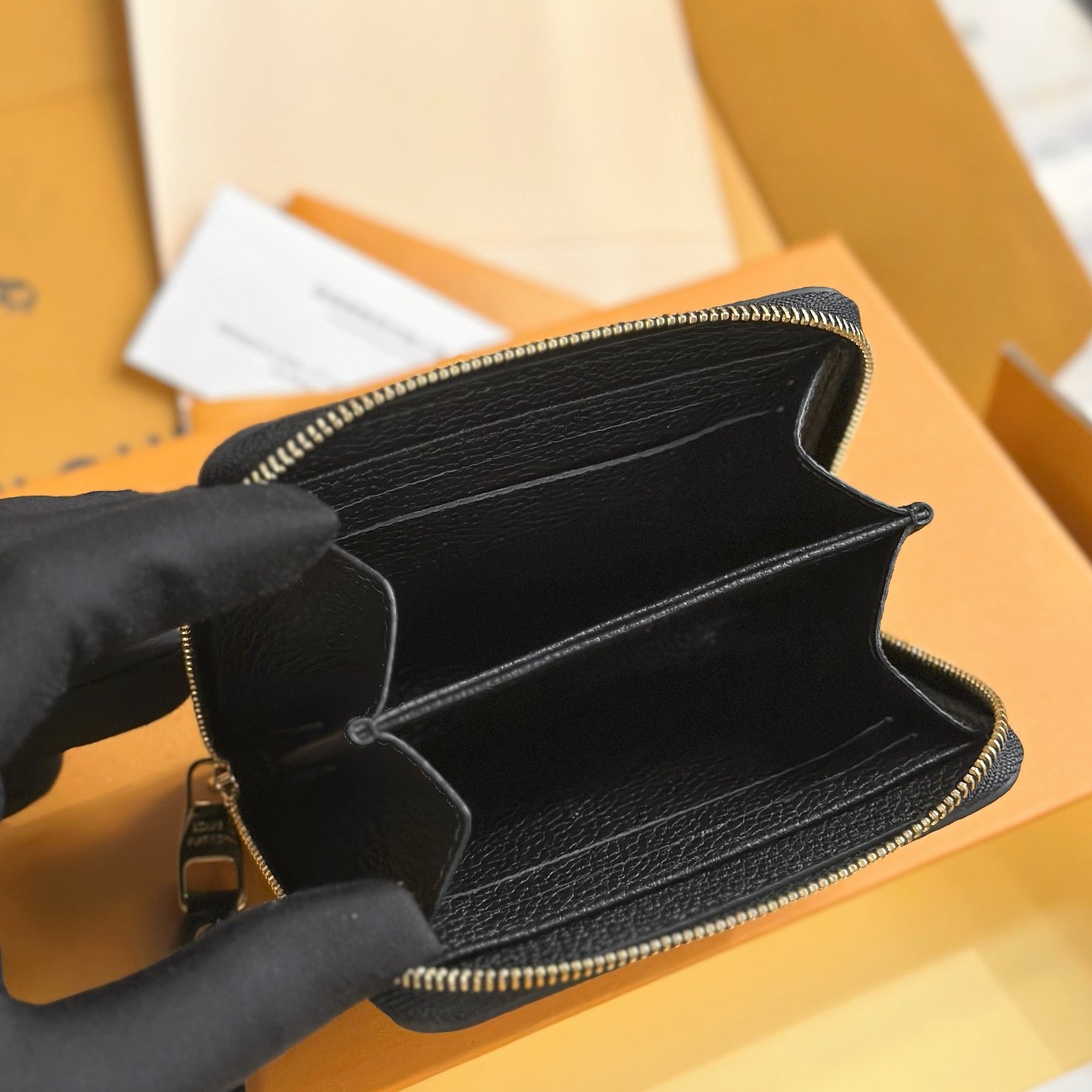 M60574 拉鏈零錢包_4