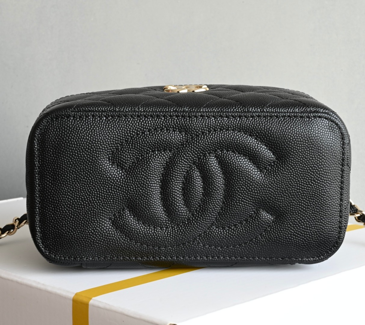 25C手提鍊條化妝包黑色_3