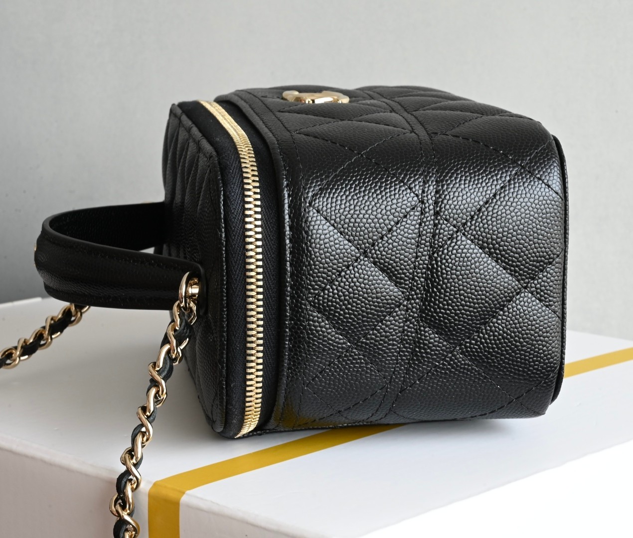 25C手提鍊條化妝包黑色_4