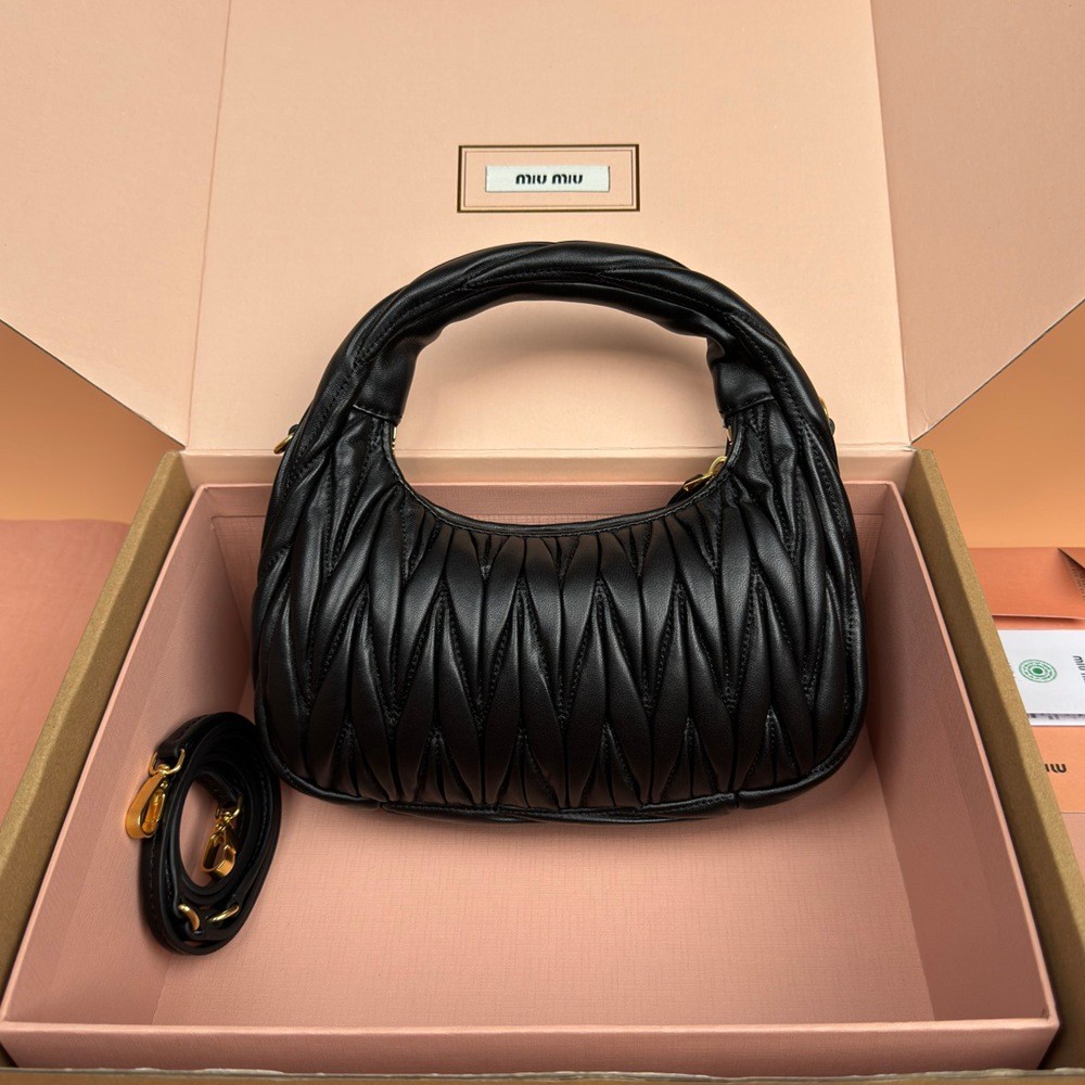 Wander Matelassé半月形Hobo手提包 斜挎包 黑色_2