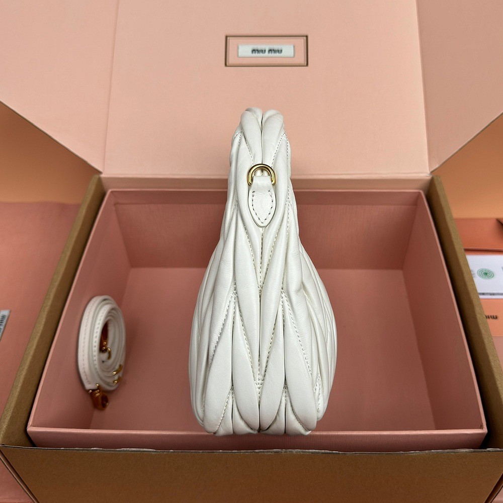 Wander Matelassé半月形Hobo手提包 斜挎包 白色_2