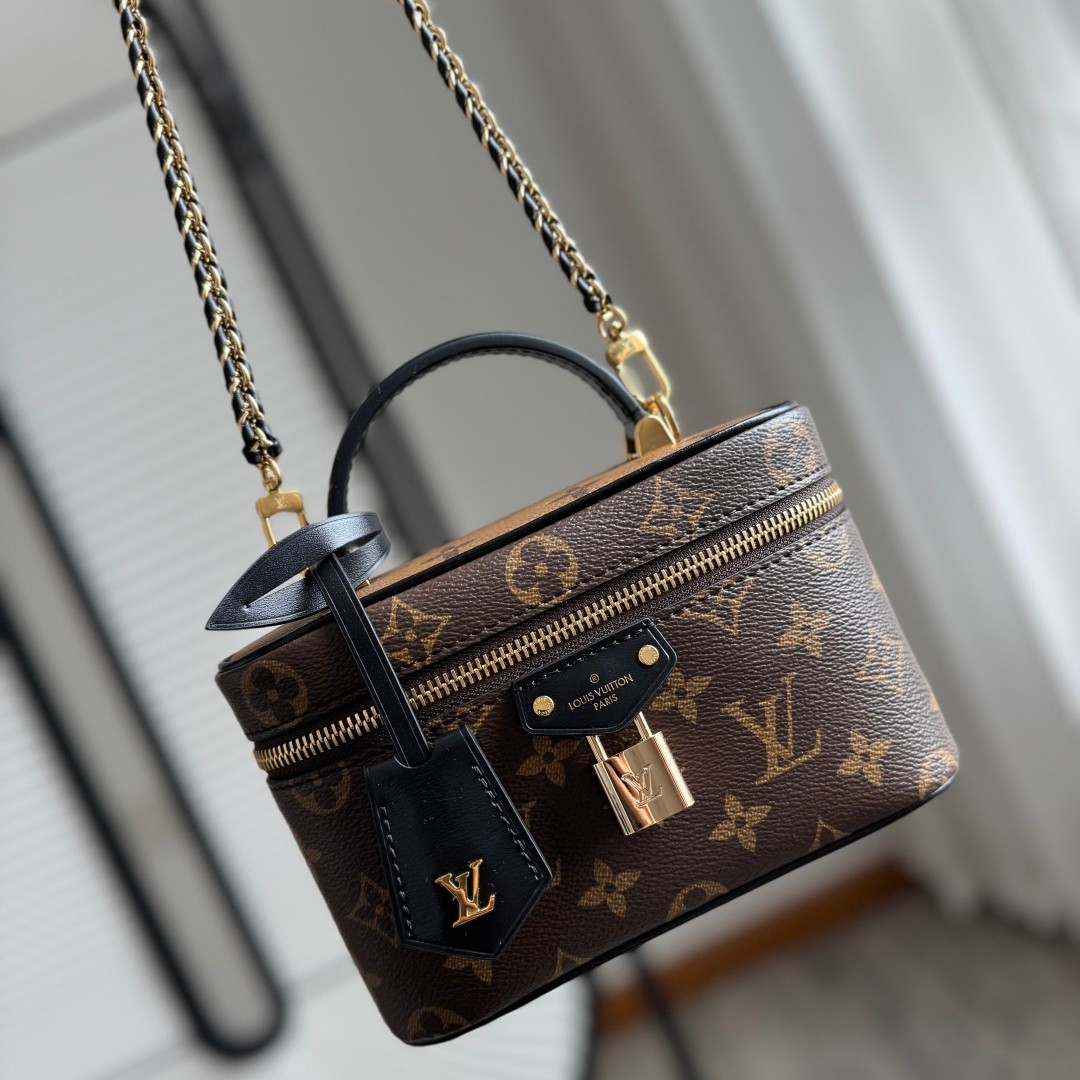 M47125 Vanity Chain Pouch小號化狀盒_6