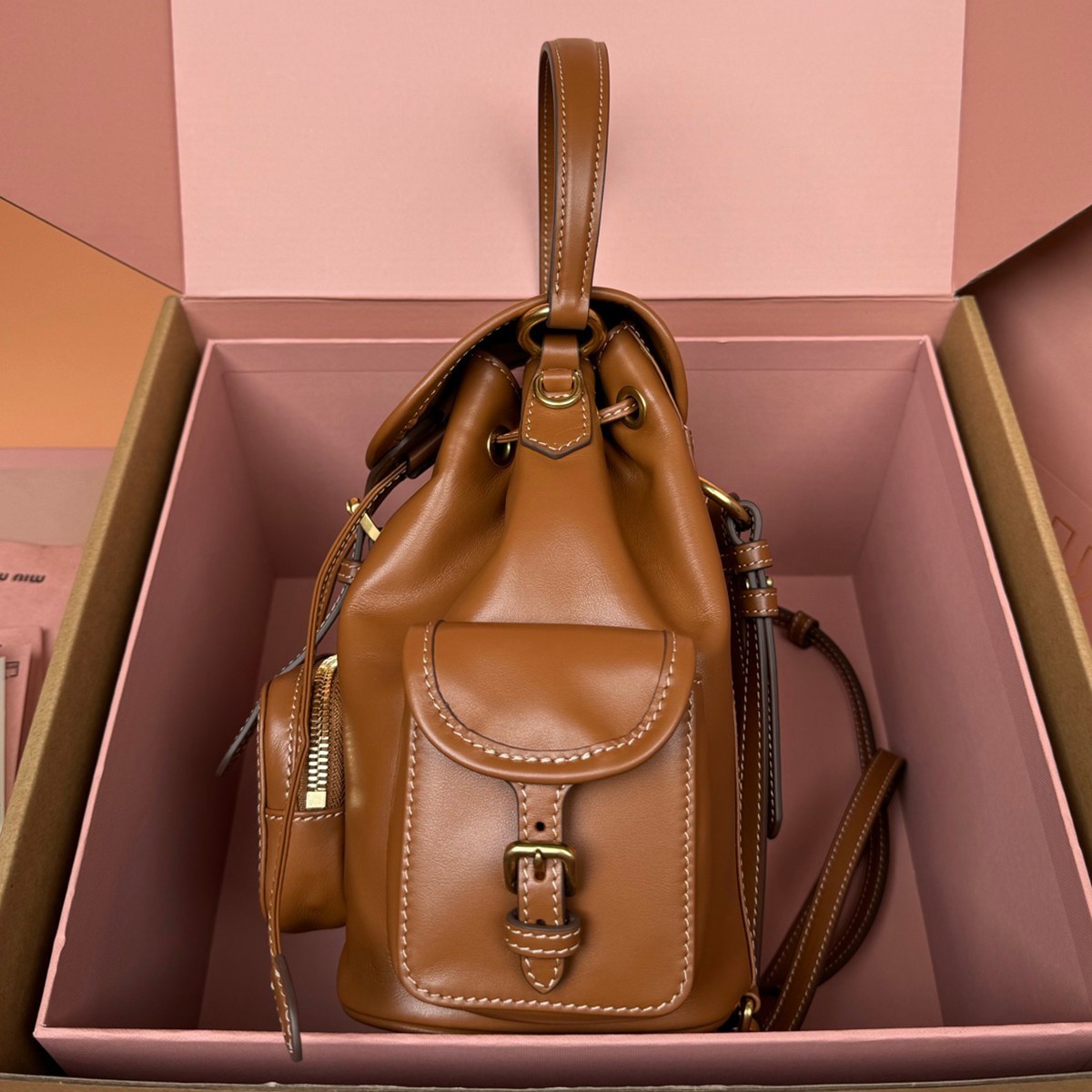 5BZ043 雙肩包干邑色_4