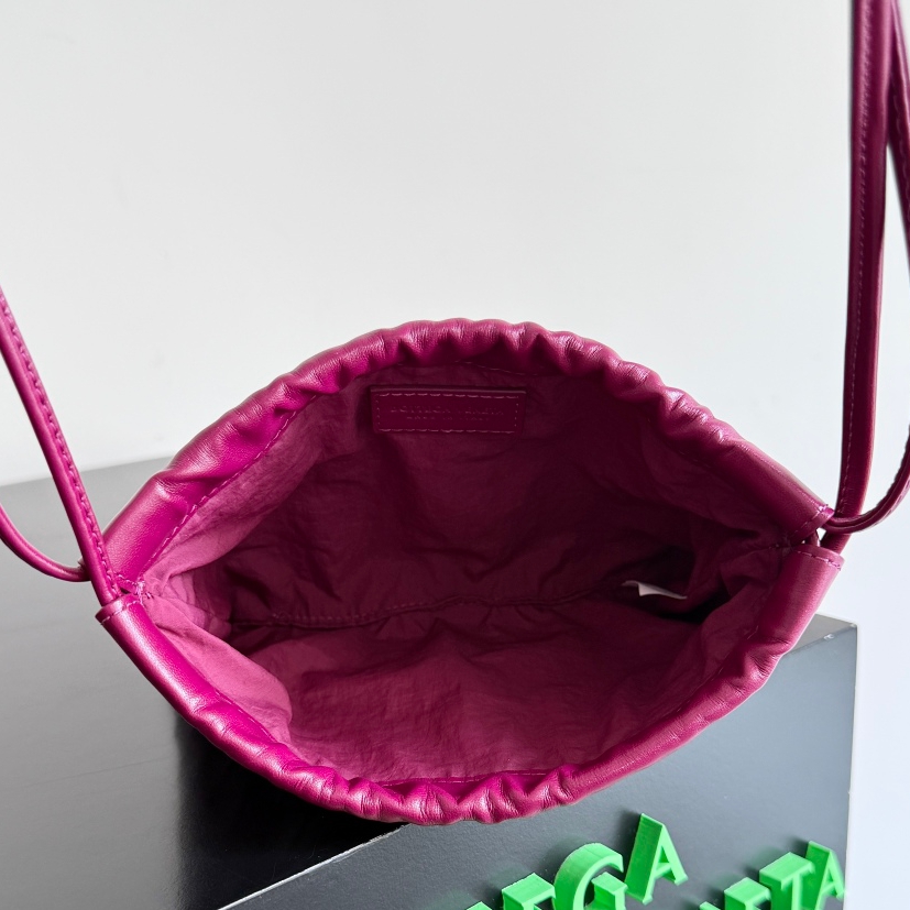 816987 Dustbag迷你 漿果紅色_10