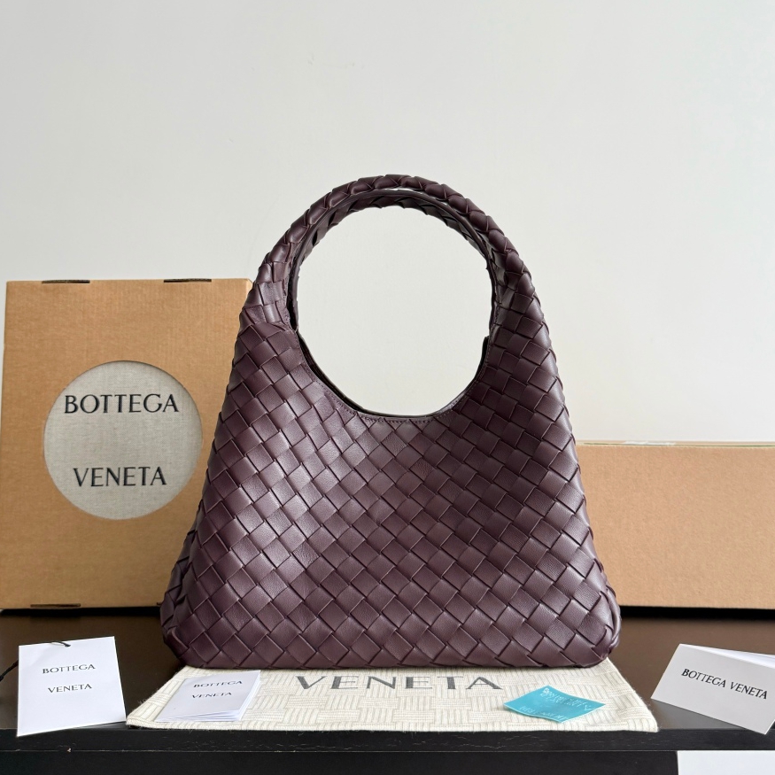 844249 Campana肩背包小號深巴羅紅_1