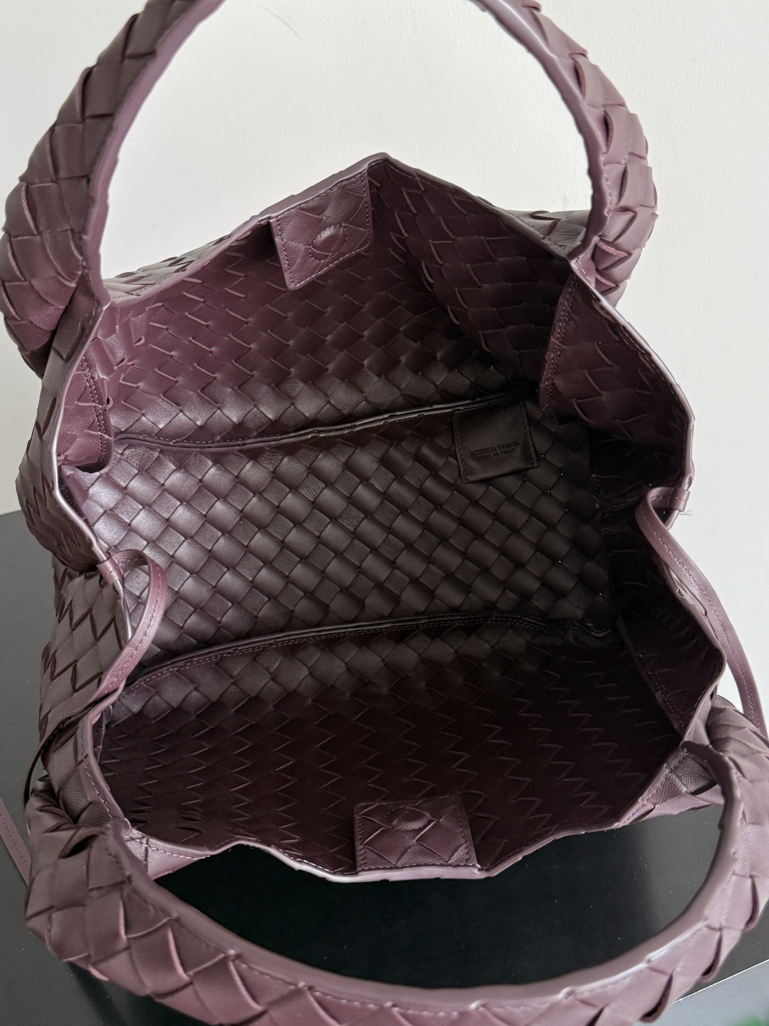 844249 Campana肩背包小號深巴羅紅_8