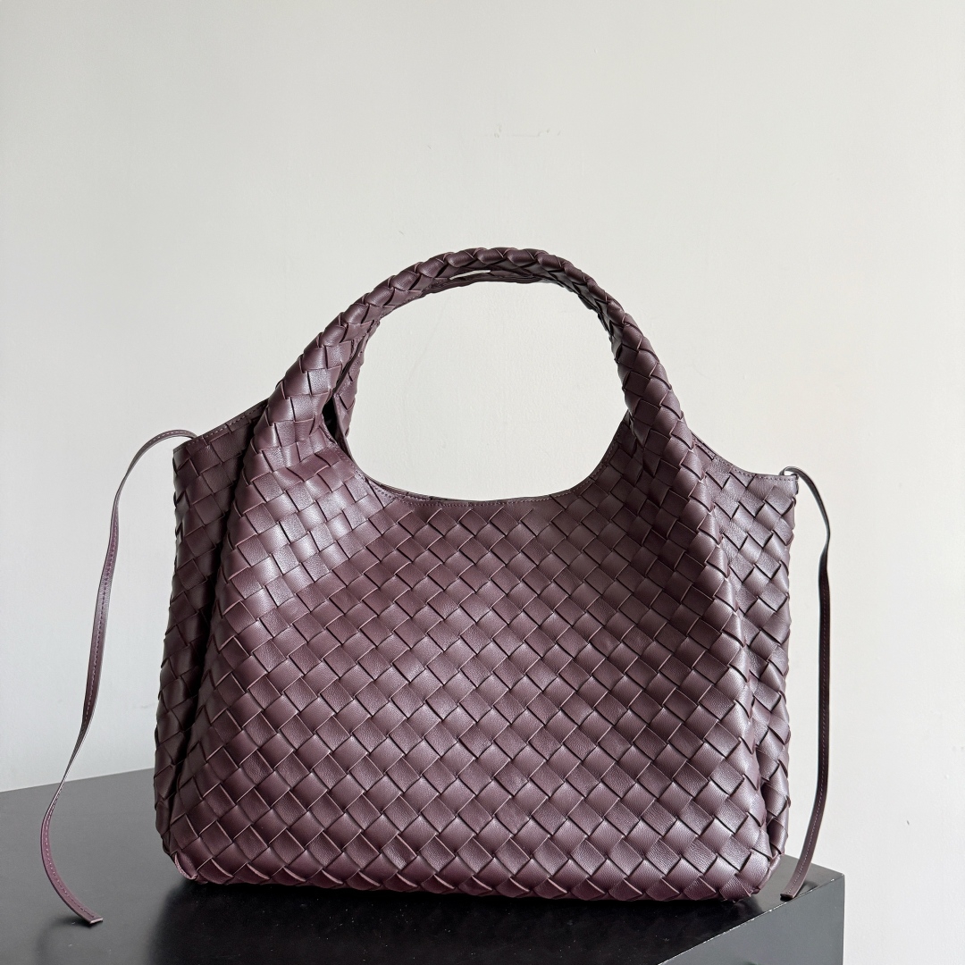 844250 Campana肩背包大號深巴羅紅_3