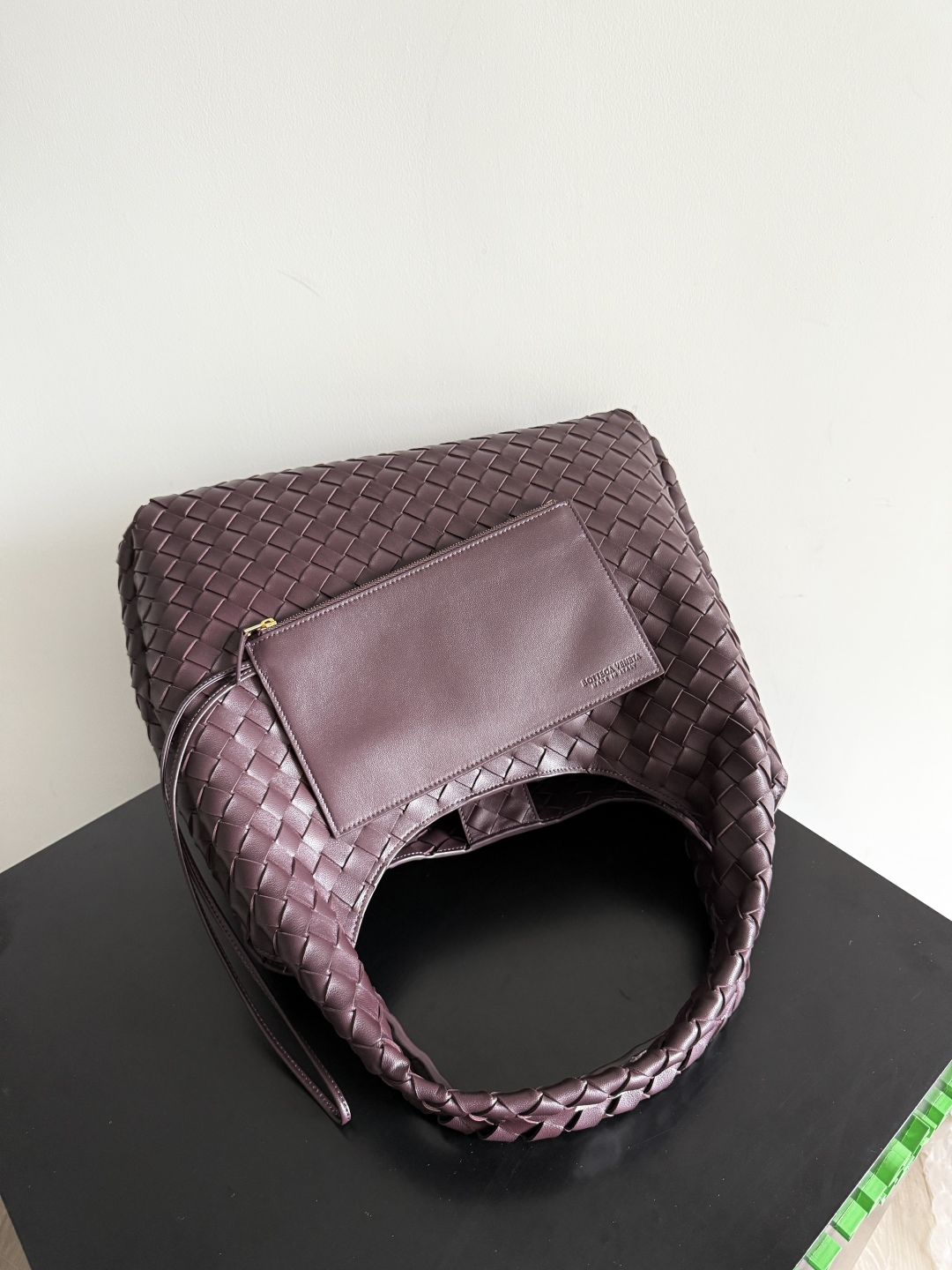 844250 Campana肩背包大號深巴羅紅_7