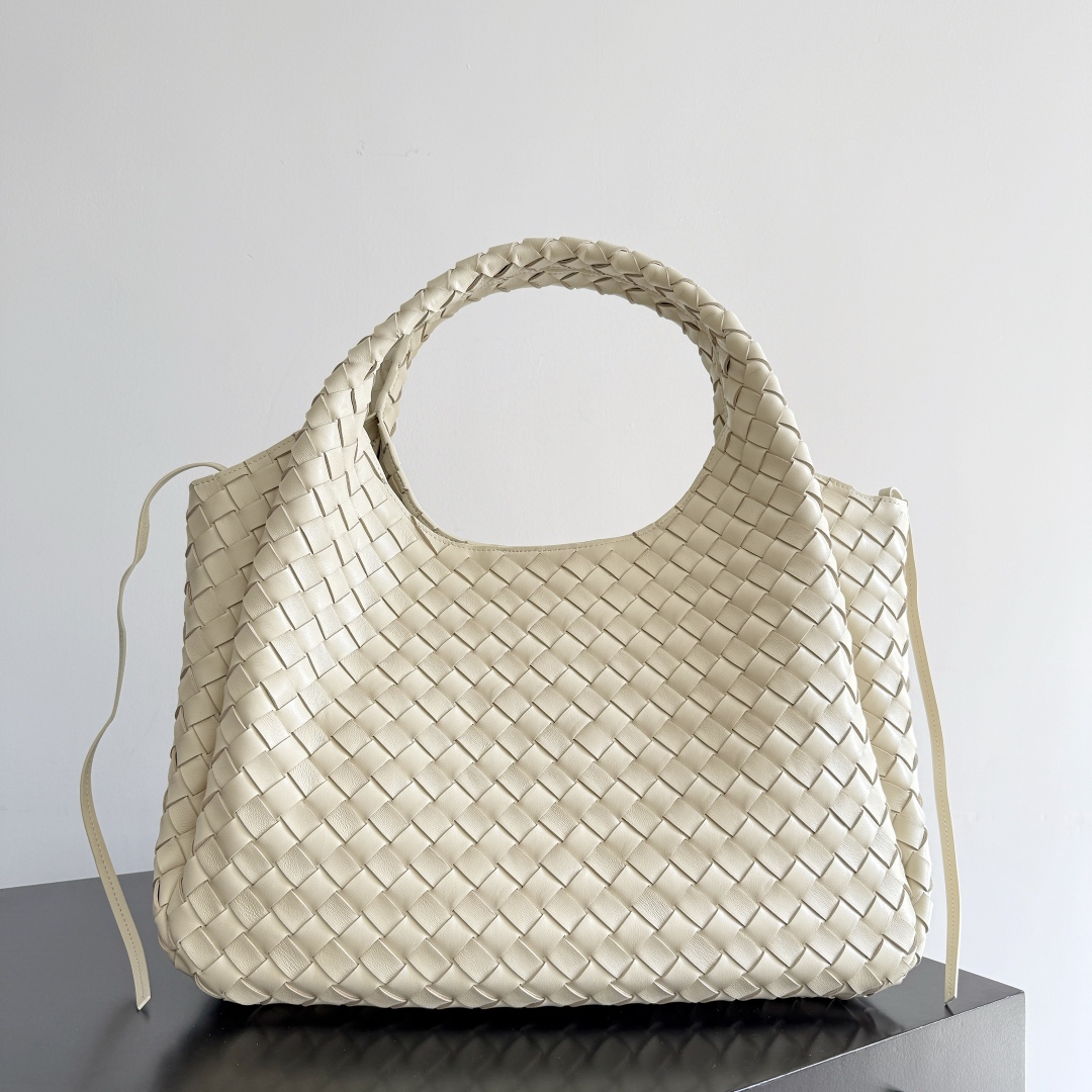 844250 Campana肩背包大號 海鹽色_4