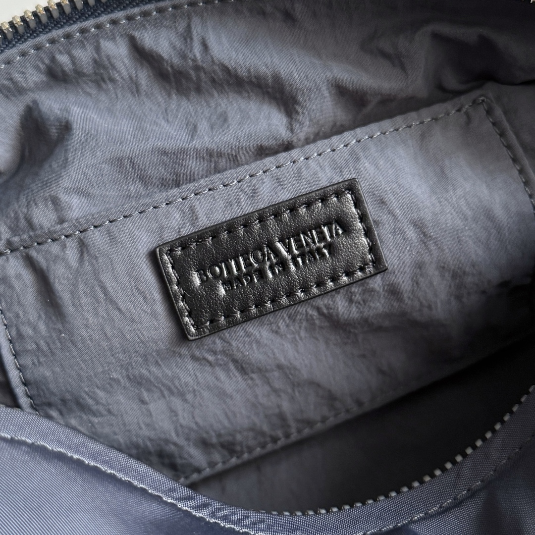 806369帆布洗漱包暗影灰/黑色_6