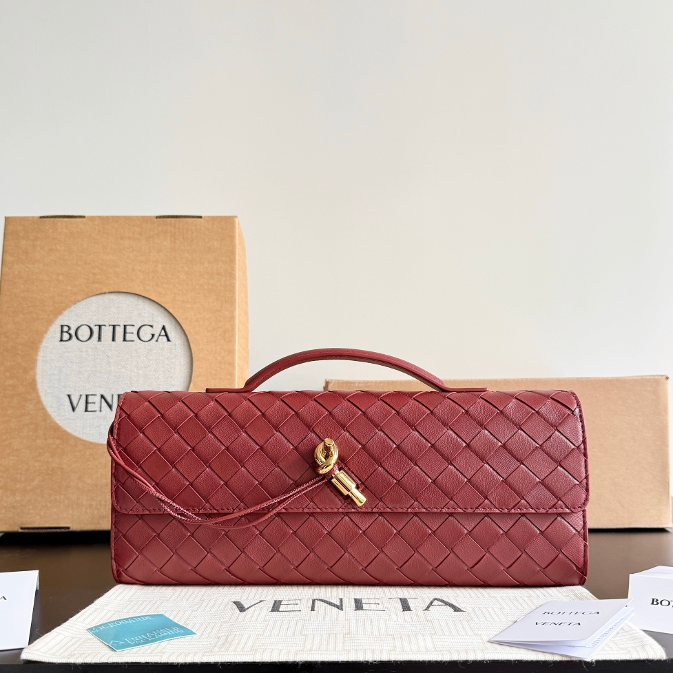 741511手拿晚宴包 新色～沙比利紅色_1