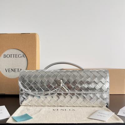 741511手拿晚宴包 新銀色