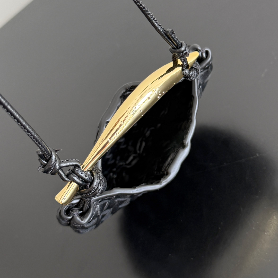 836834沙丁魚包 黑色_9