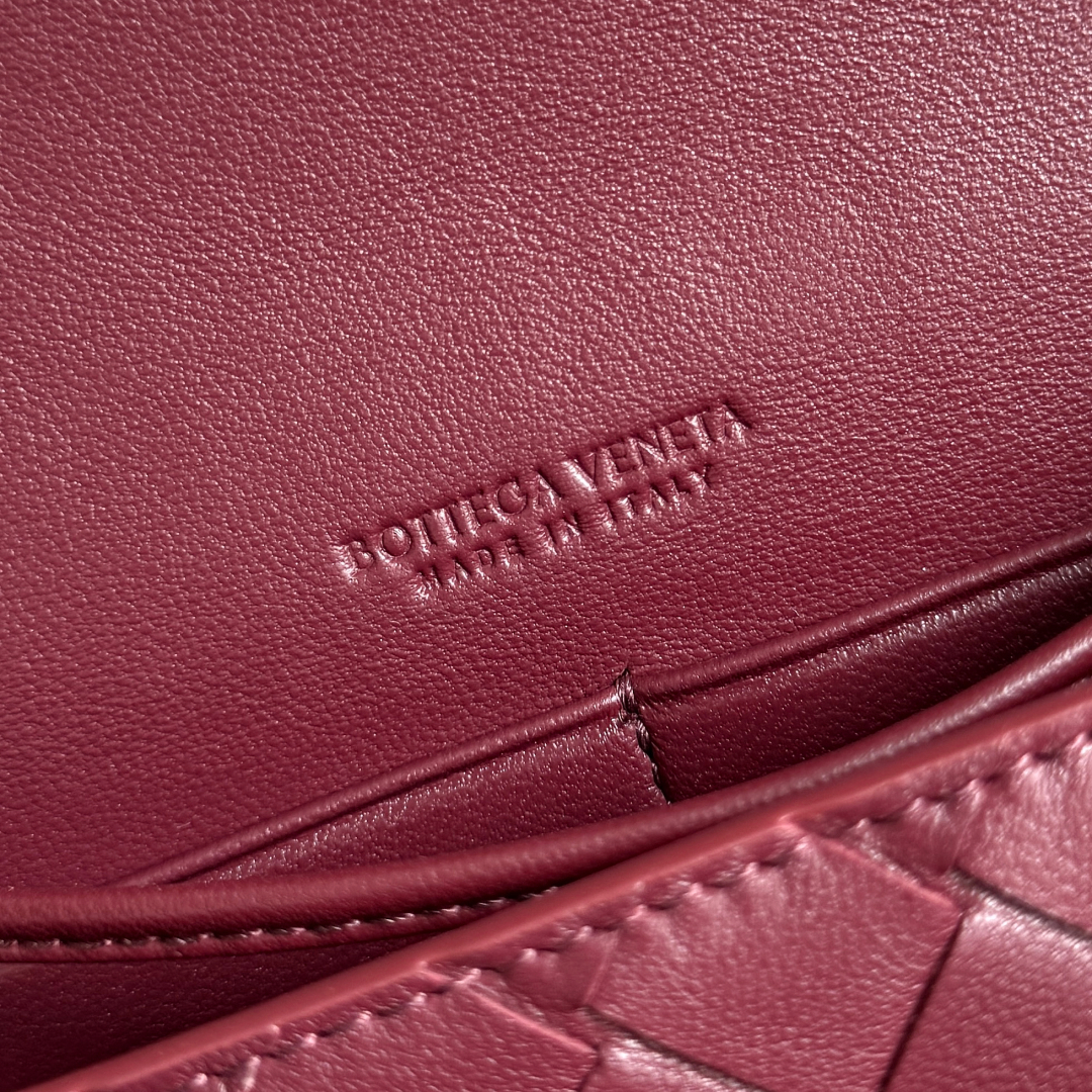 838870 Andiamo 巴羅紅_9