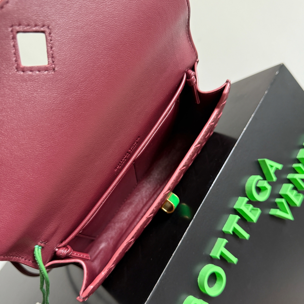 838870 Andiamo 巴羅紅_10