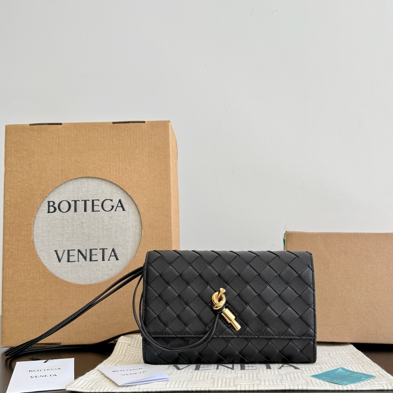 836940 Andiamo 黑色_1