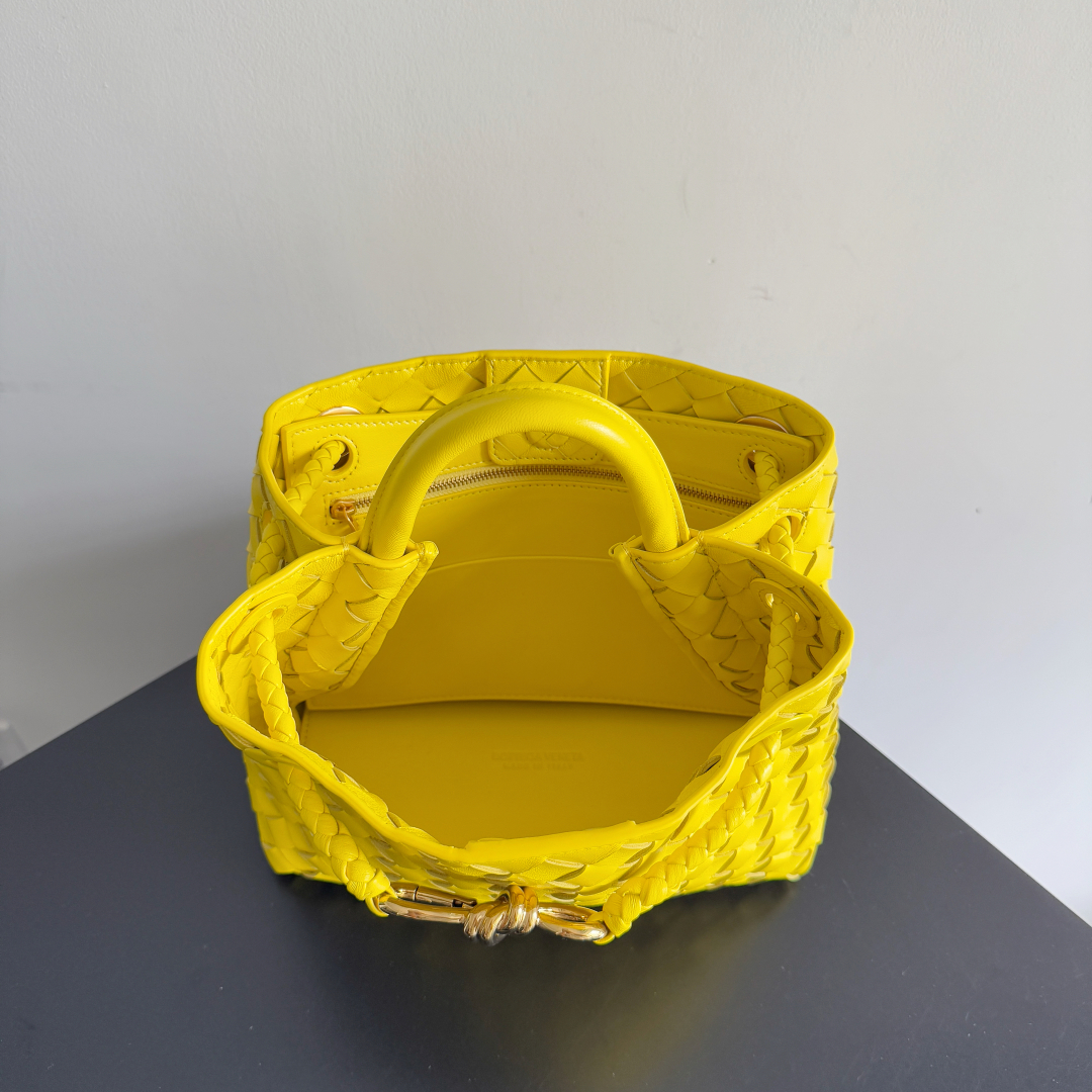 743568 Andiamo蝴蝶結小號 硫磺色_10