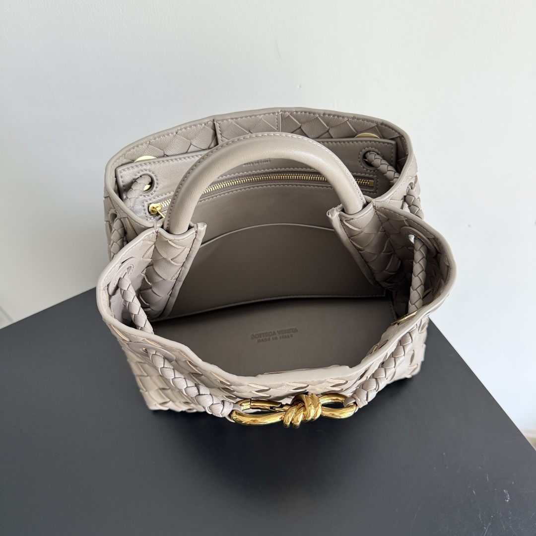 743568 Andiamo蝴蝶結小號 石灰色_10