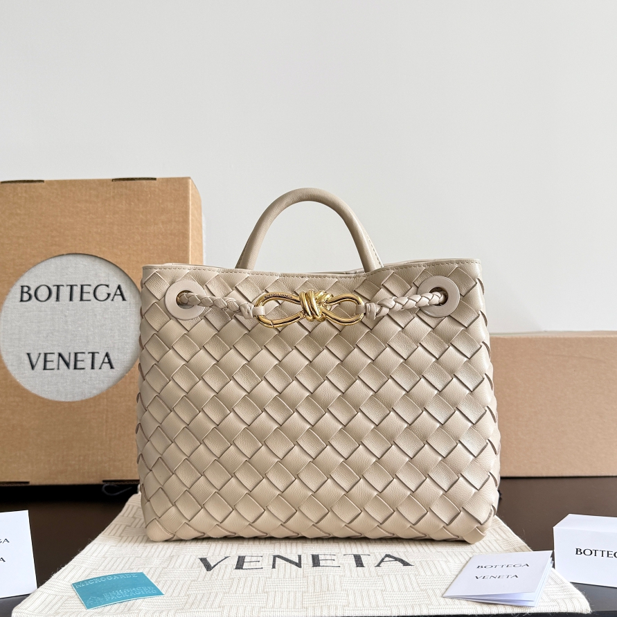 743568 Andiamo蝴蝶結小號 淡褐色_1