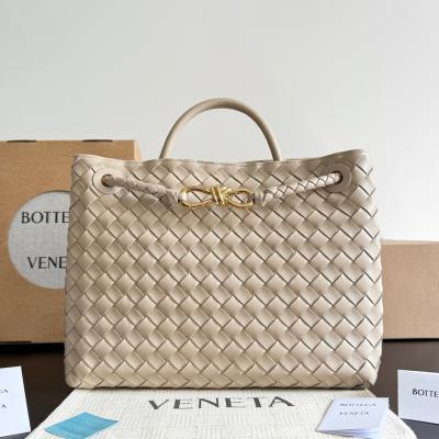 743572 Andiamo蝴蝶結中號 淡褐色