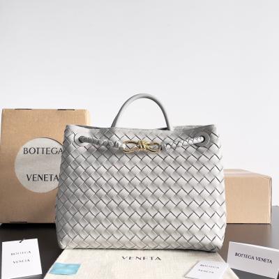 743572 Andiamo蝴蝶結中號 銀灰色