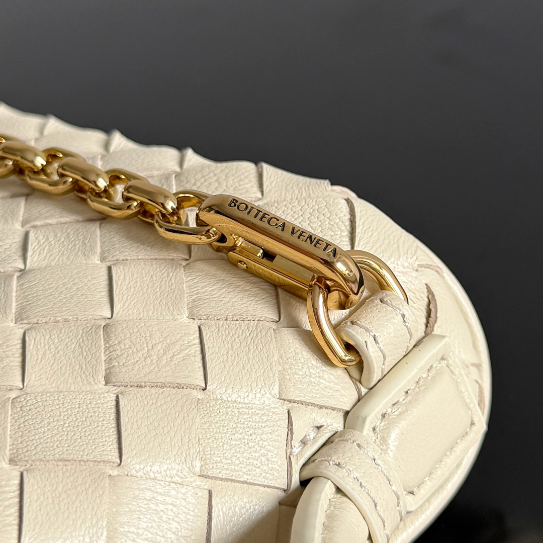 843800 Soft Vanity小號化妝包 海鹽色_8