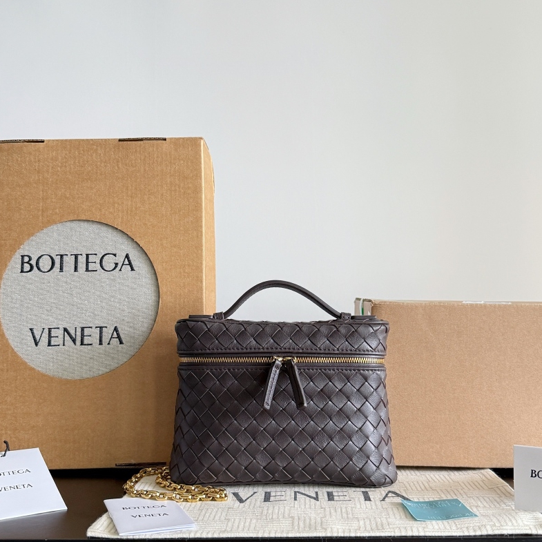 843800 Soft Vanity小號化妝包 黑棕色_1