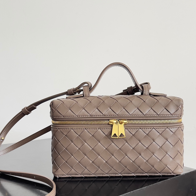 789109化妝包 松果棕色_2