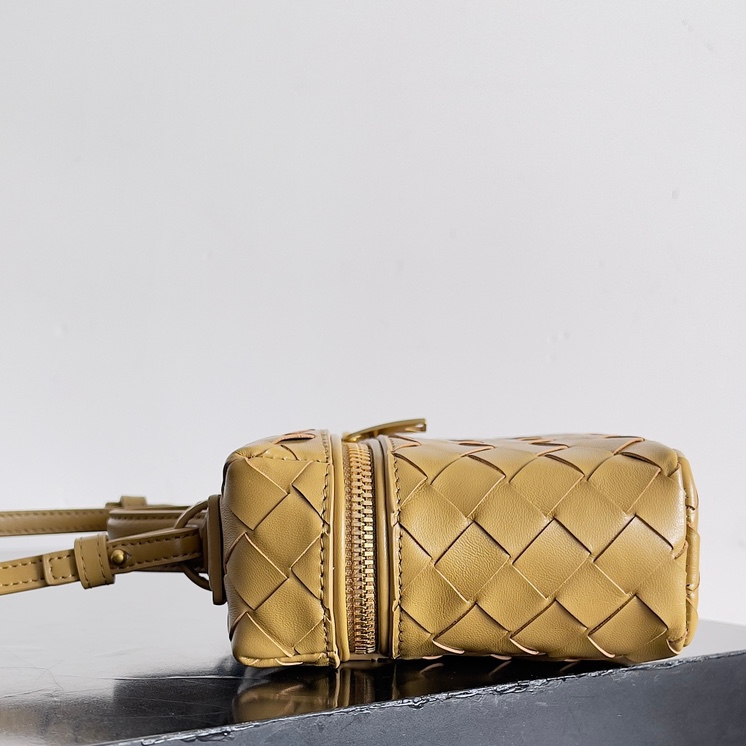 789109化妝包 果仁棕色_3