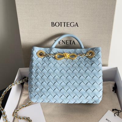 786008小號Andiamo鏈條包 淺藍色