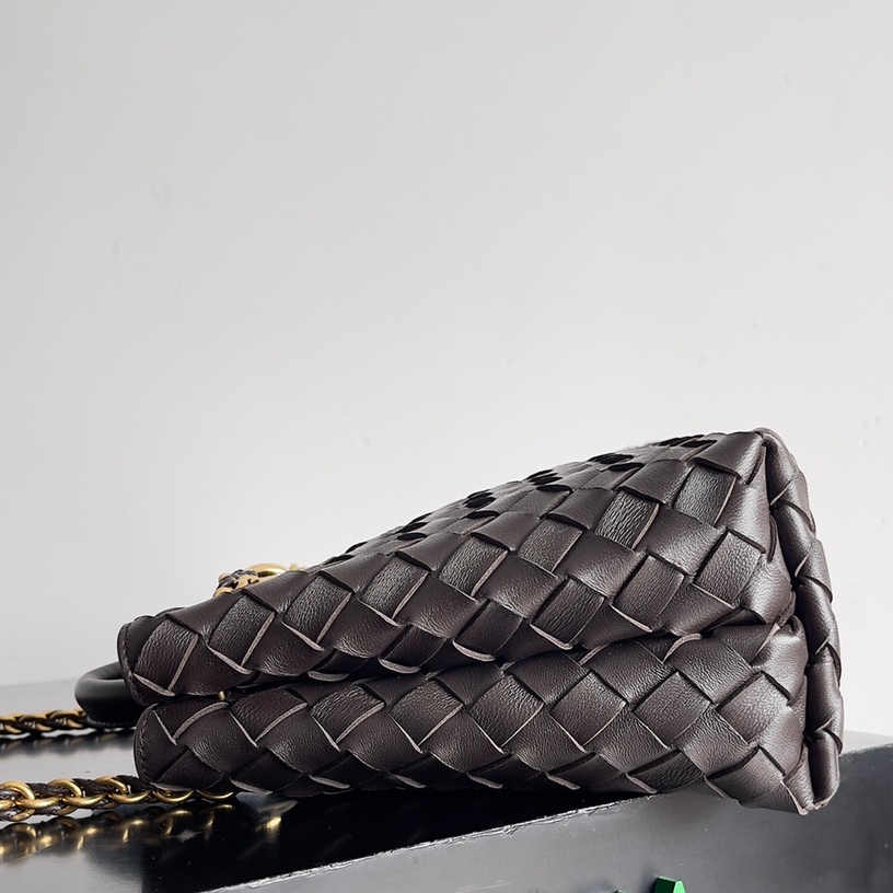 786008小號Andiamo鏈條包 巧克力棕色_3