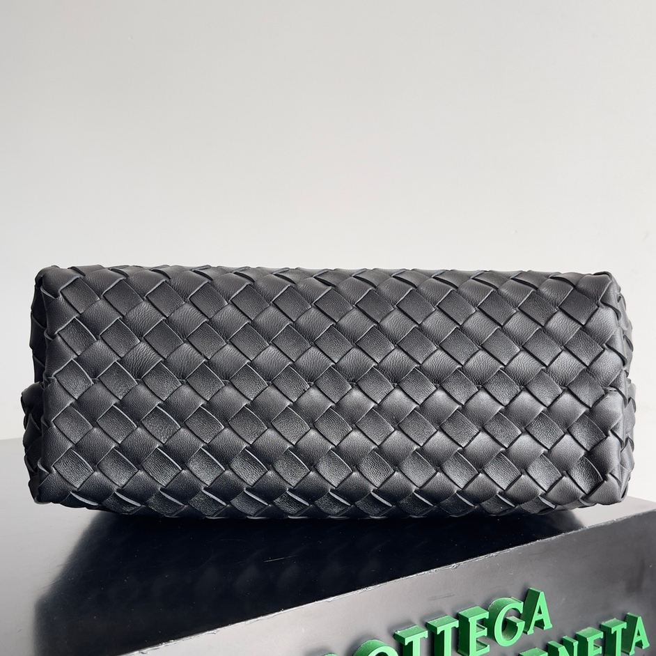 786009 Andiamo鏈條包朵中號 黑色_5