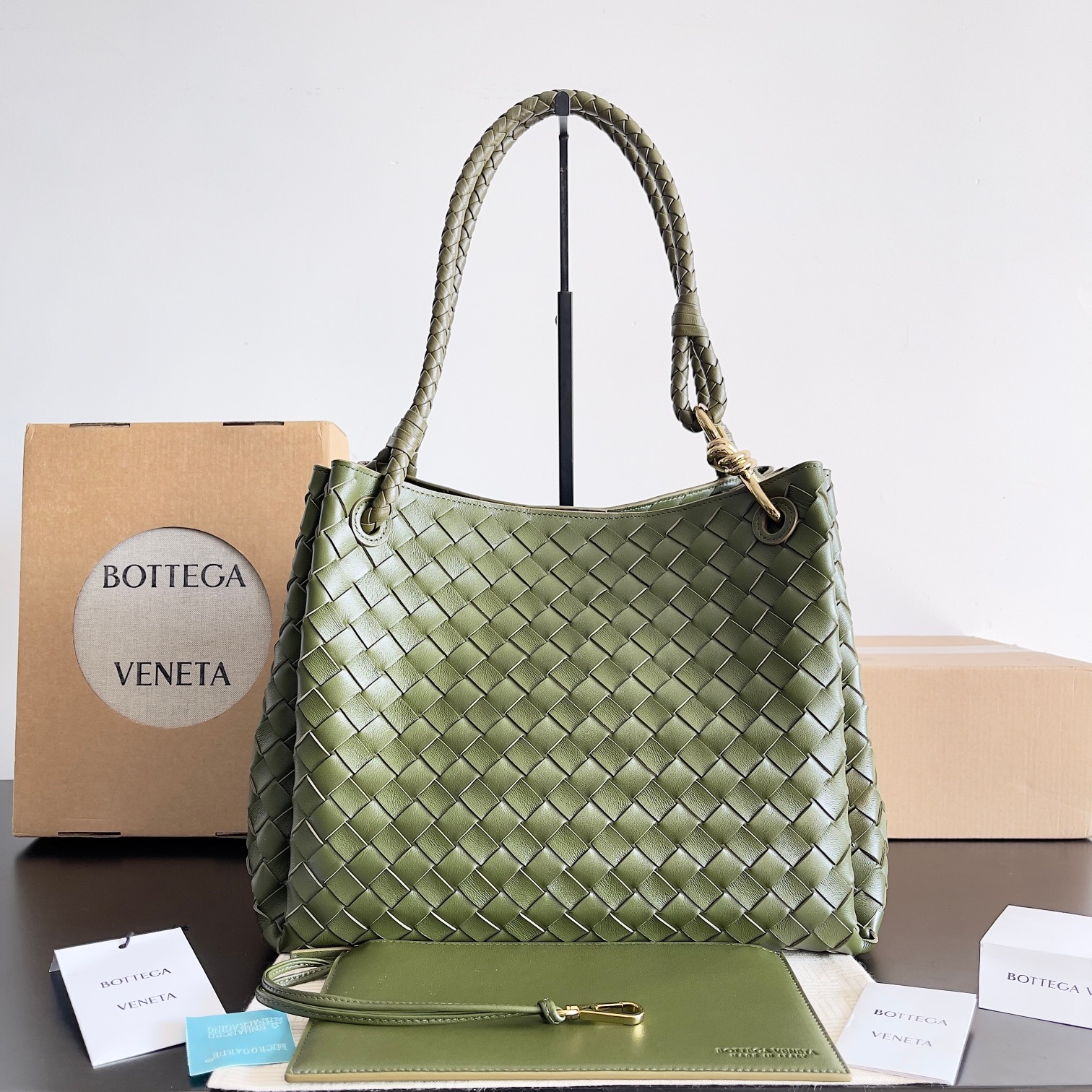 796571降落傘大號 橄欖油綠色_1