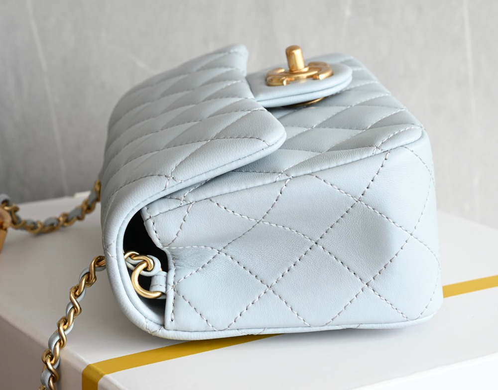 25B 雙C扣口蓋包 大Mini baby藍_4