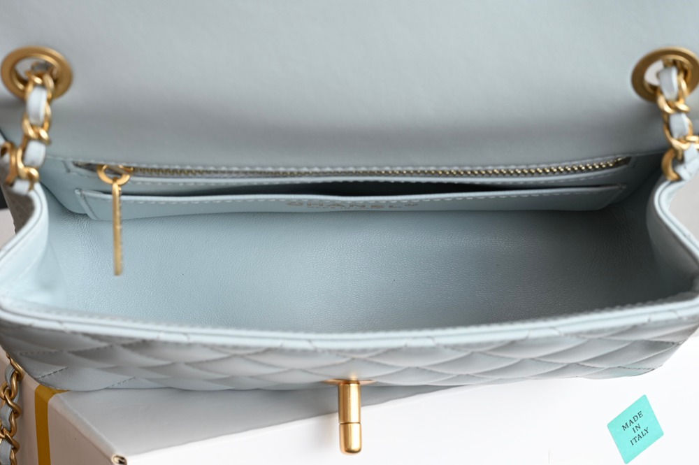 25B 雙C扣口蓋包 大Mini baby藍_8