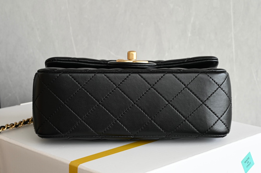 25B雙C扣口蓋包大Mini 黑色_3