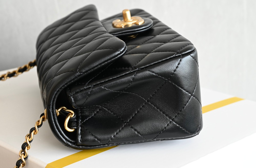 25B雙C扣口蓋包大Mini 黑色_4