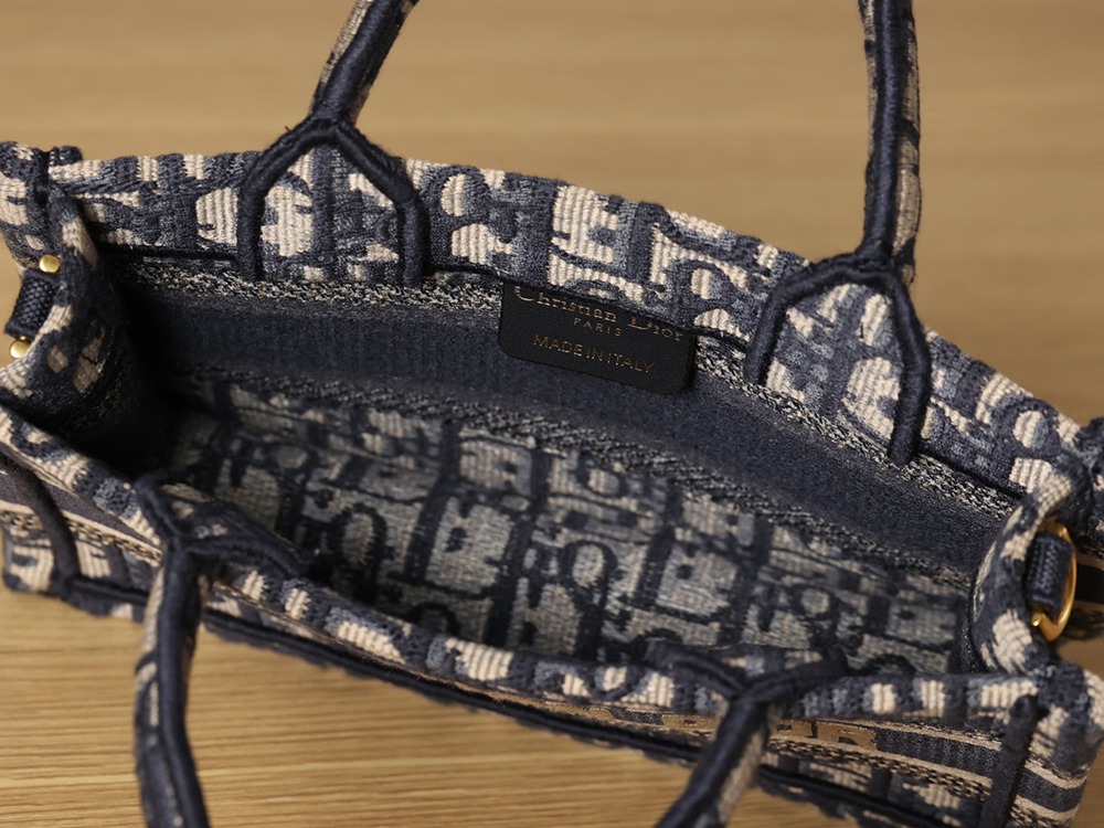 迷你 Book Tote 手袋(附肩帶）_8