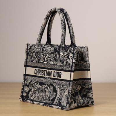 小號 Book Tote 藍色刺繡 Reverse 茹伊印花