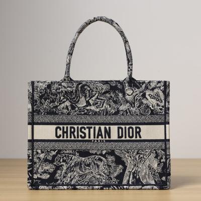 中號 Book Tote 中號新藍虎