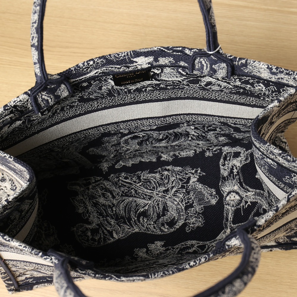 中號 Book Tote 中號新藍虎_5