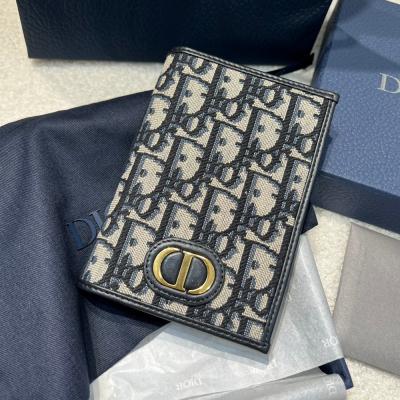 30 Montaigne護照套