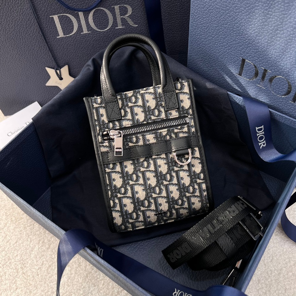 Safari North-South藍花_1