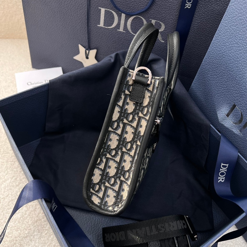 Safari North-South藍花_2