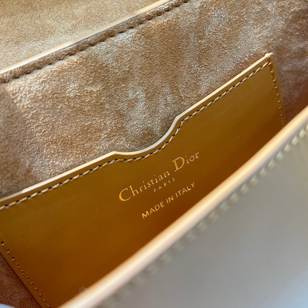 Bobby East-West棕色_9